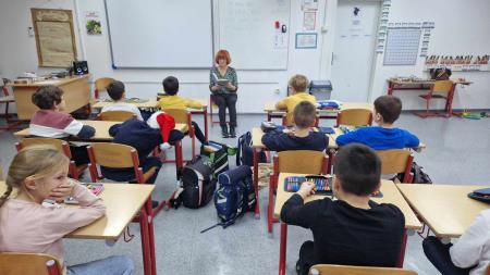 Živahno je bilo v decembru na podružnični šoli Kotlje (9)